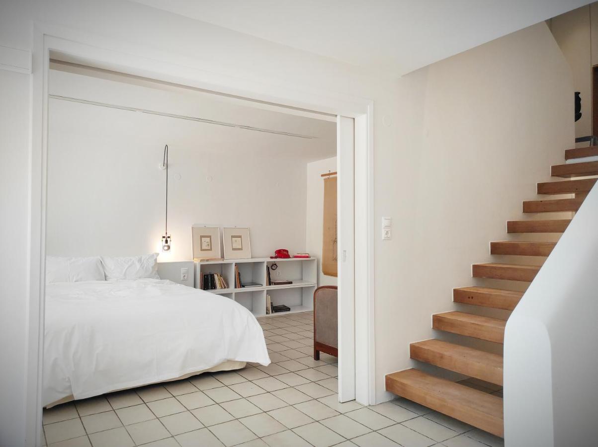 Αρχιτεκτονικό Loft Με Ιδιωτικό Κήπο Apartment Heraklion  Bagian luar foto
